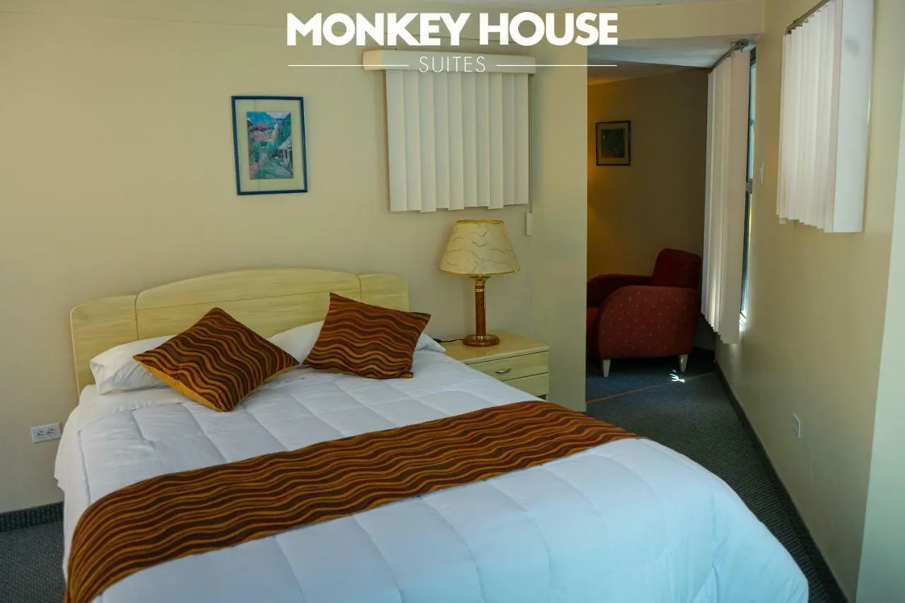 Monkey House Suites キト 0*,