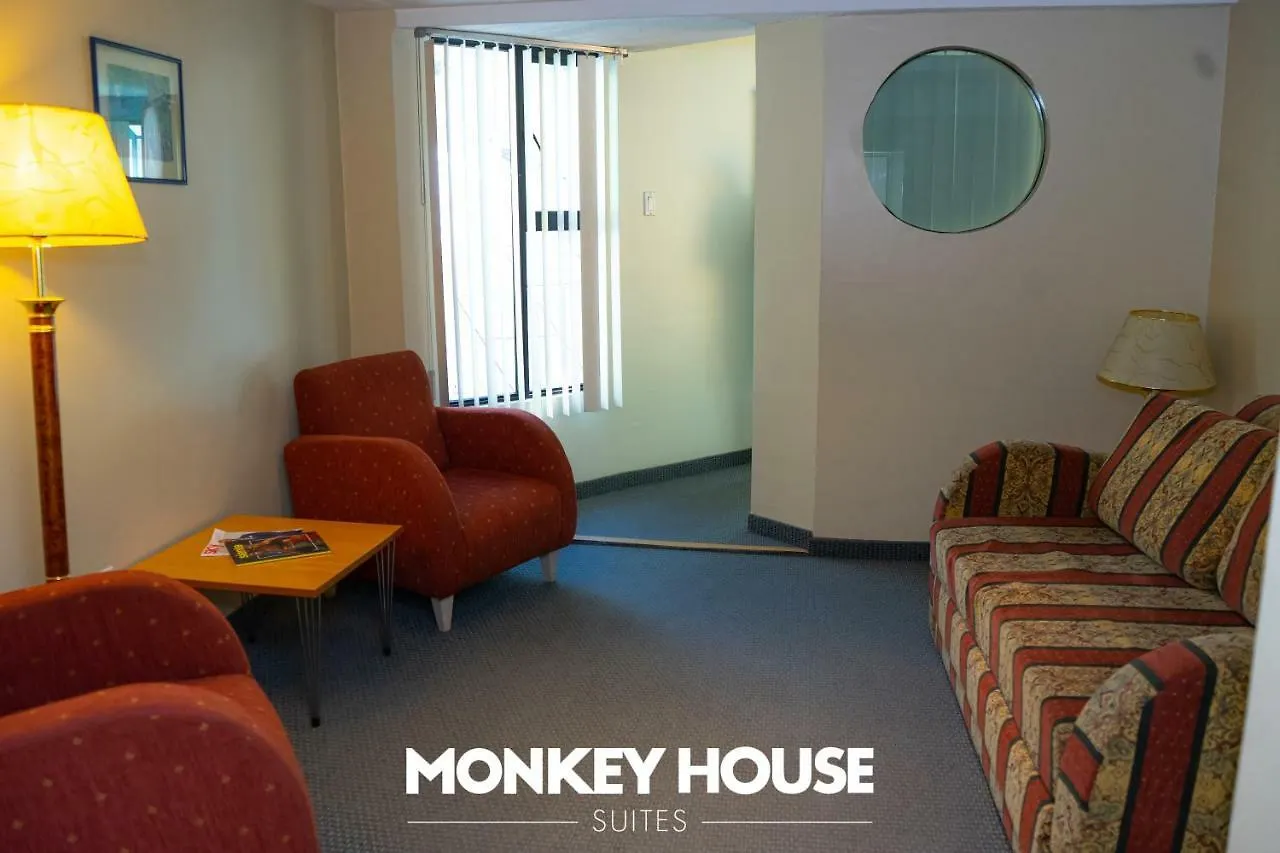 Monkey House Suites キト エクアドル